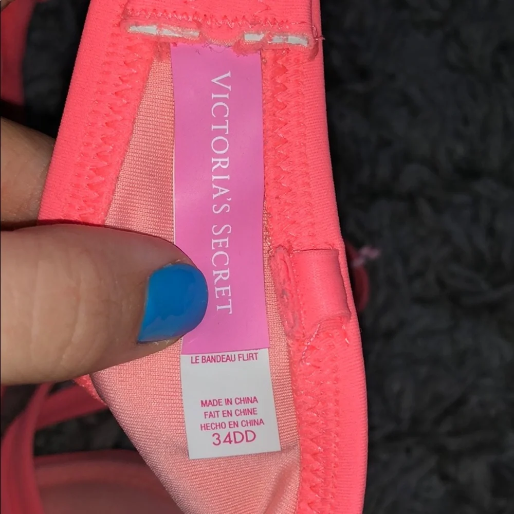 Victoria's Secret Bikini Top - Picture 7 of 7